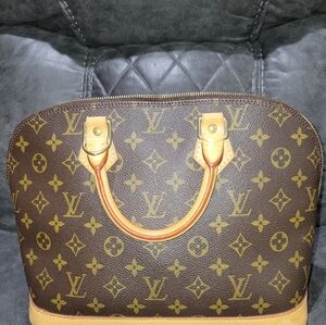 Louis Vuitton Alma